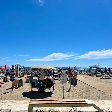 Seaside 2br Durres