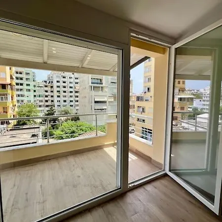 Seaside 2br *